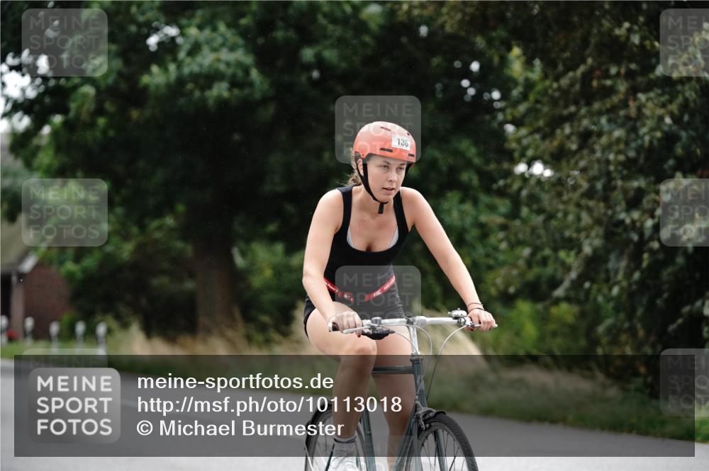 30.08.2026 - Elbe Triathlon Hamburg Michael Burmester http://msf.ph/oto/10113018 30.08.2026 15:41:22 Radfahren 136 meine-sportfotos.de