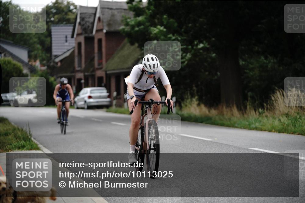30.08.2026 - Elbe Triathlon Hamburg Michael Burmester http://msf.ph/oto/10113025 30.08.2026 15:41:37 Radfahren  meine-sportfotos.de