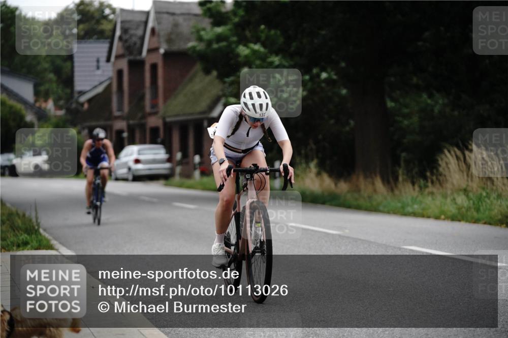 30.08.2026 - Elbe Triathlon Hamburg Michael Burmester http://msf.ph/oto/10113026 30.08.2026 15:41:37 Radfahren 137 meine-sportfotos.de
