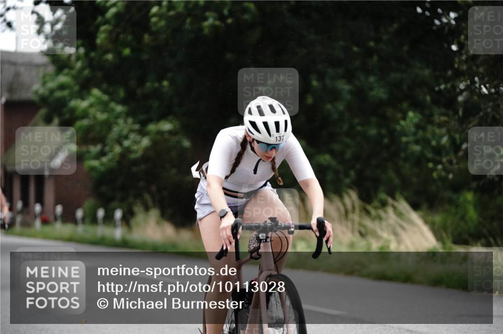 30.08.2026 - Elbe Triathlon Hamburg Michael Burmester http://msf.ph/oto/10113028 30.08.2026 15:41:38 Radfahren 137 meine-sportfotos.de