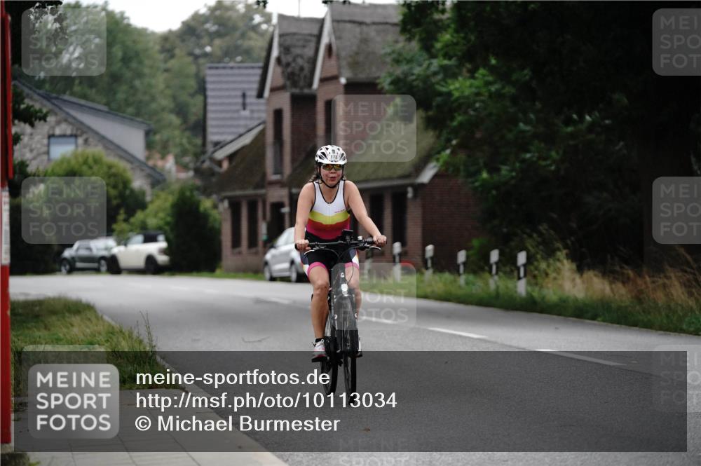 30.08.2026 - Elbe Triathlon Hamburg Michael Burmester http://msf.ph/oto/10113034 30.08.2026 15:42:19 Radfahren 178 meine-sportfotos.de
