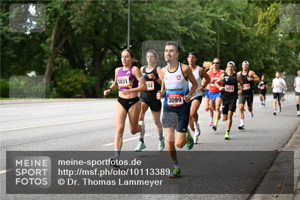 06.09.2026 - CURREX Alsterlauf Dr. Thomas Lammeyer http://msf.ph/oto/10113389 06.09.2026 09:05:01 Laufen 5831, 52, 3099, 5624, 072 meine-sportfotos.de
