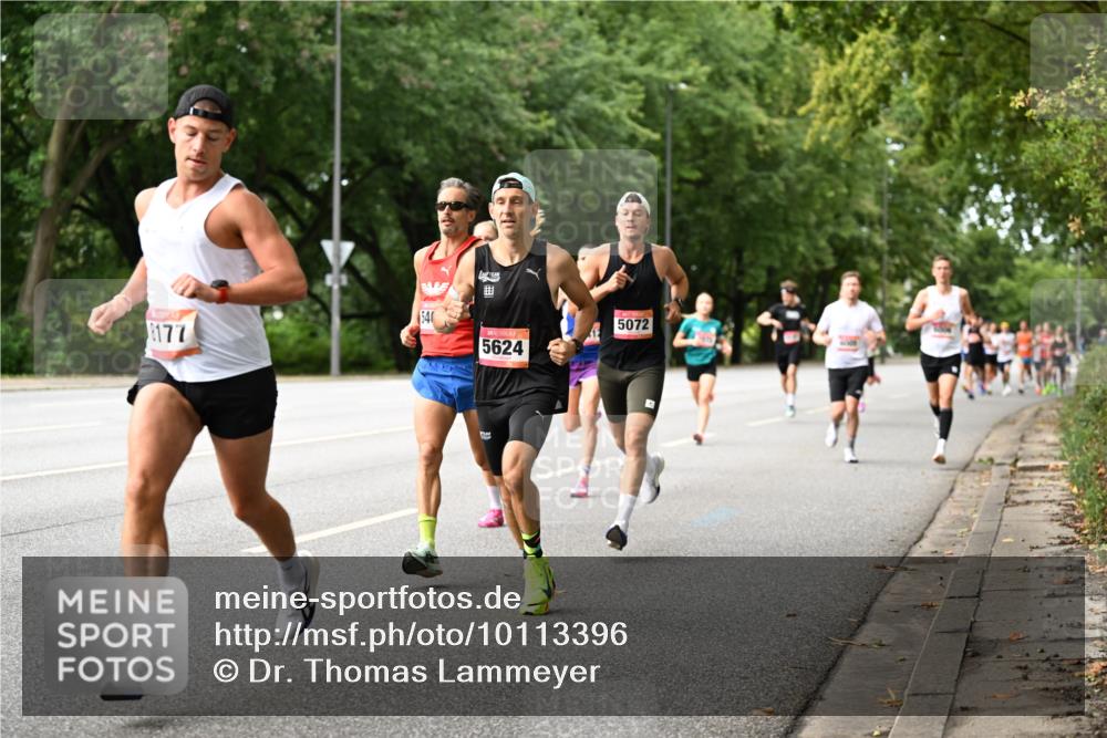 06.09.2026 - CURREX Alsterlauf Dr. Thomas Lammeyer http://msf.ph/oto/10113396 06.09.2026 09:05:02 Laufen 8177, 540, 5624, 5072 meine-sportfotos.de