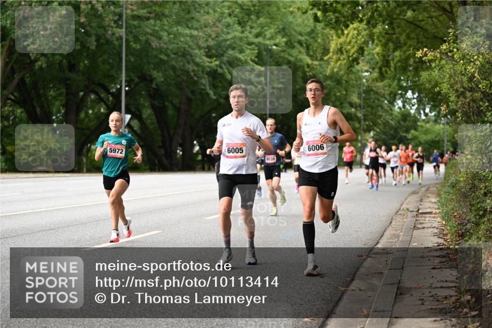 06.09.2026 - CURREX Alsterlauf Dr. Thomas Lammeyer http://msf.ph/oto/10113414 06.09.2026 09:05:04 Laufen 5972, 6005, 8039, 6006 meine-sportfotos.de