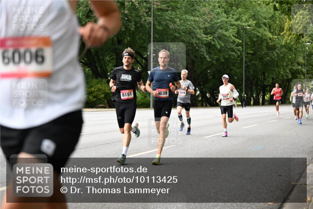 06.09.2026 - CURREX Alsterlauf Dr. Thomas Lammeyer http://msf.ph/oto/10113425 06.09.2026 09:05:06 Laufen 6006, 8151, 3039, 5619, 2021 meine-sportfotos.de