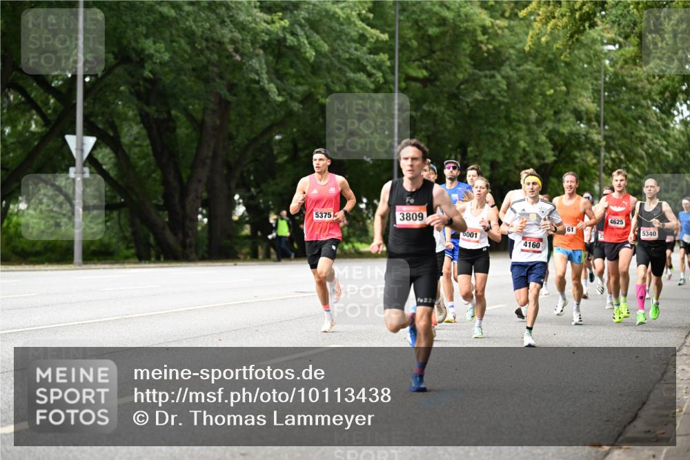 06.09.2026 - CURREX Alsterlauf Dr. Thomas Lammeyer http://msf.ph/oto/10113438 06.09.2026 09:05:09 Laufen 5375, 3809, 4625, 61, 5340, 6001, 4160, 22 meine-sportfotos.de