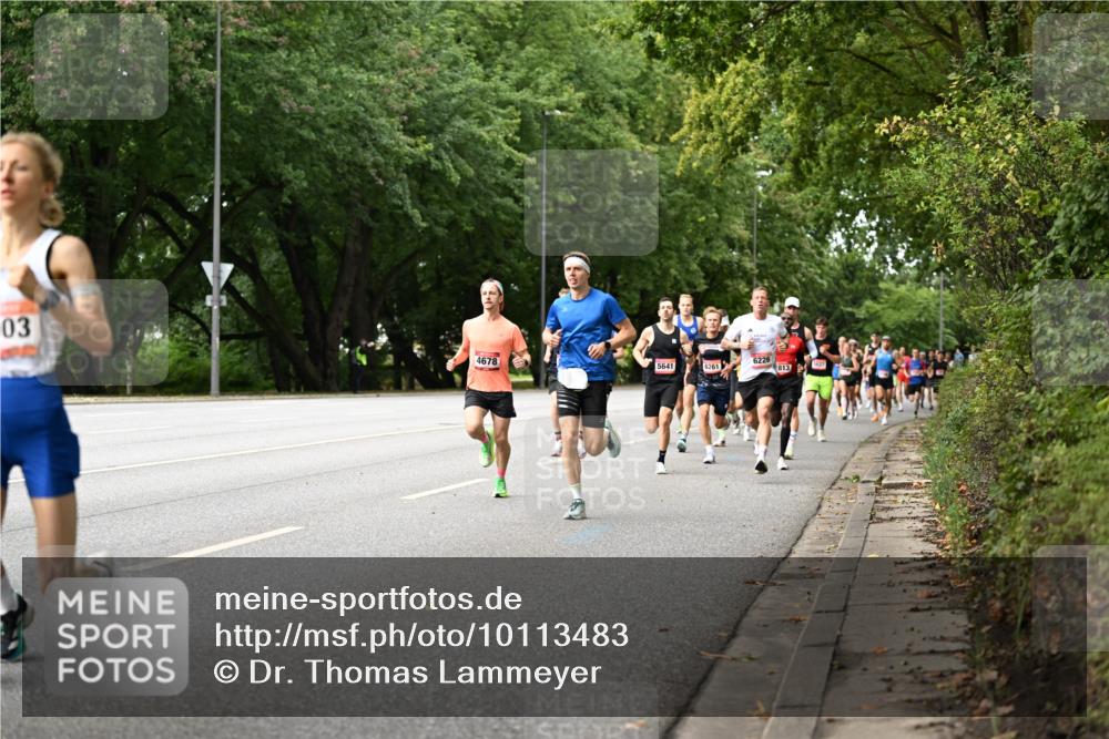 06.09.2026 - CURREX Alsterlauf Dr. Thomas Lammeyer http://msf.ph/oto/10113483 06.09.2026 09:05:16 Laufen 03, 4678, 6226, 5641, 6261, 5637, 813 meine-sportfotos.de