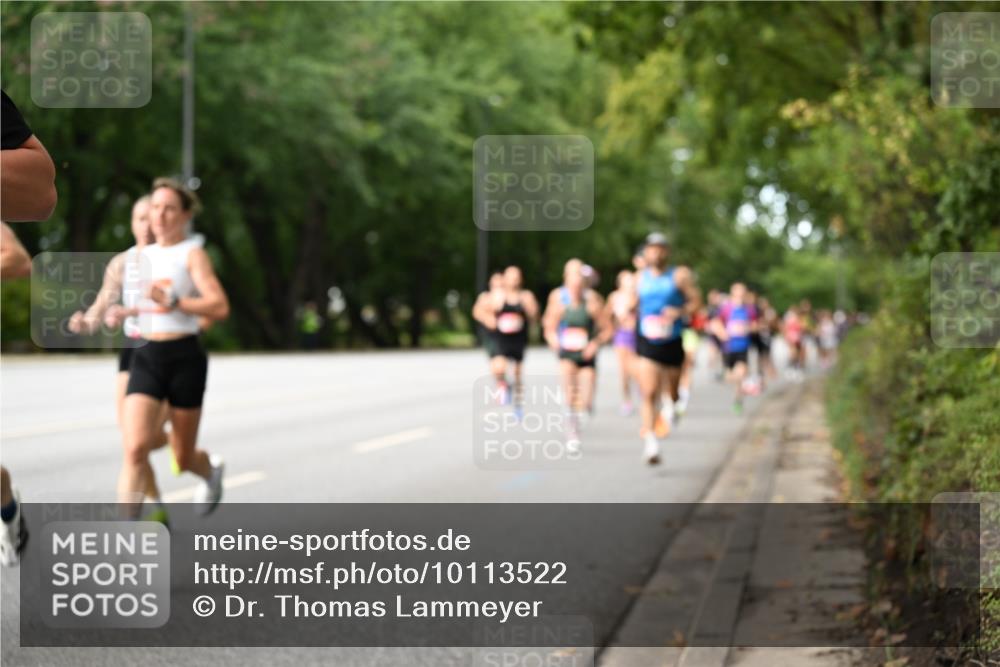 06.09.2026 - CURREX Alsterlauf Dr. Thomas Lammeyer http://msf.ph/oto/10113522 06.09.2026 09:05:22 Laufen  meine-sportfotos.de