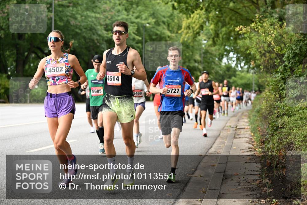 06.09.2026 - CURREX Alsterlauf Dr. Thomas Lammeyer http://msf.ph/oto/10113551 06.09.2026 09:05:26 Laufen 4502, 5685, 4614, 5469, 5727 meine-sportfotos.de