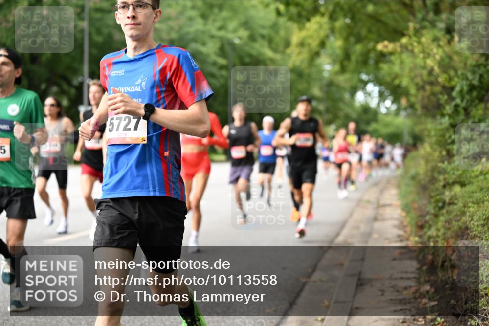 06.09.2026 - CURREX Alsterlauf Dr. Thomas Lammeyer http://msf.ph/oto/10113558 06.09.2026 09:05:27 Laufen 5727, 9, 5 meine-sportfotos.de