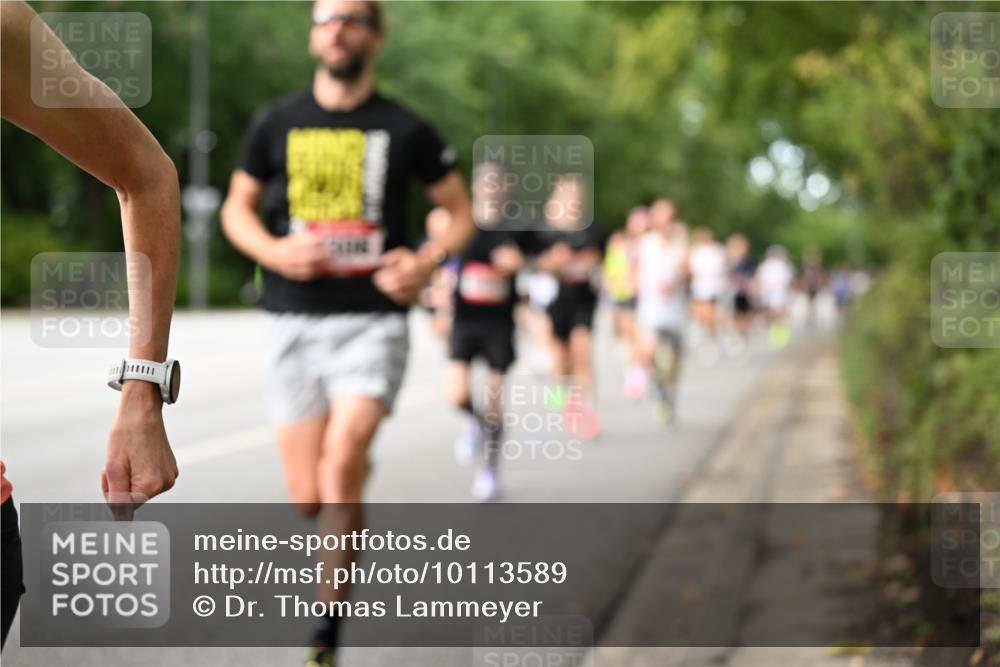 06.09.2026 - CURREX Alsterlauf Dr. Thomas Lammeyer http://msf.ph/oto/10113589 06.09.2026 09:05:32 Laufen  meine-sportfotos.de