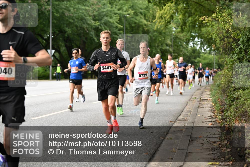 06.09.2026 - CURREX Alsterlauf Dr. Thomas Lammeyer http://msf.ph/oto/10113598 06.09.2026 09:05:33 Laufen 040, 22, 5441, 5739 meine-sportfotos.de