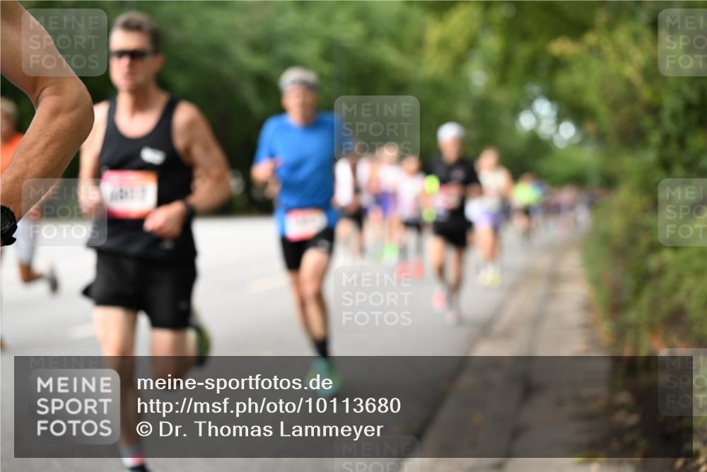 06.09.2026 - CURREX Alsterlauf Dr. Thomas Lammeyer http://msf.ph/oto/10113680 06.09.2026 09:05:45 Laufen  meine-sportfotos.de