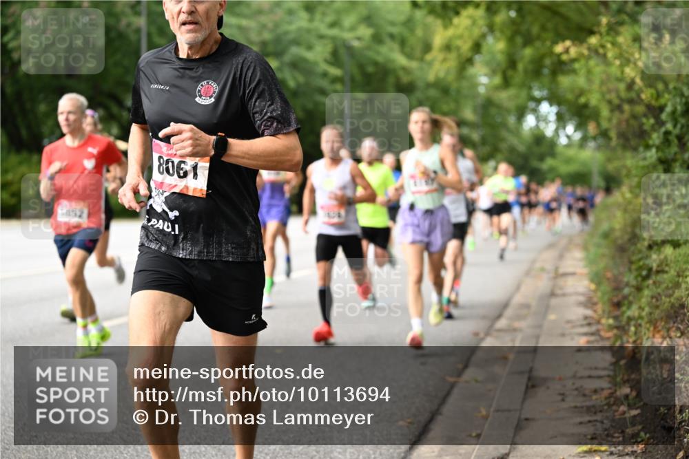 06.09.2026 - CURREX Alsterlauf Dr. Thomas Lammeyer http://msf.ph/oto/10113694 06.09.2026 09:05:47 Laufen 3852, 8061 meine-sportfotos.de