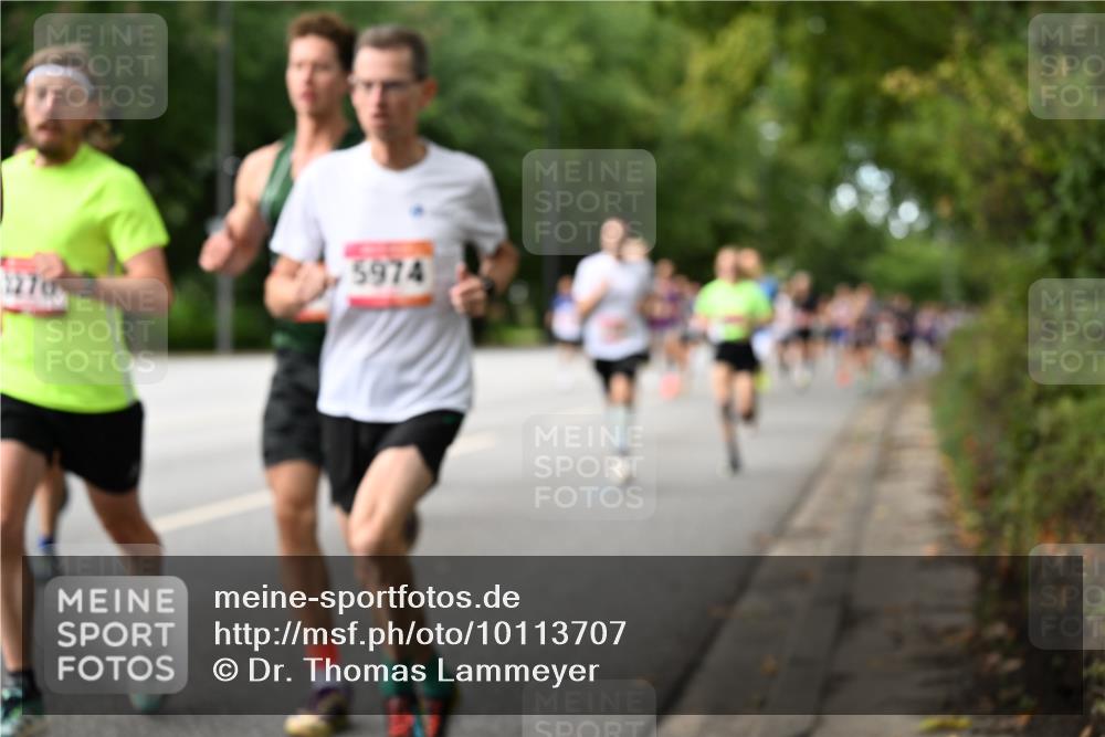 06.09.2026 - CURREX Alsterlauf Dr. Thomas Lammeyer http://msf.ph/oto/10113707 06.09.2026 09:05:49 Laufen 5974 meine-sportfotos.de