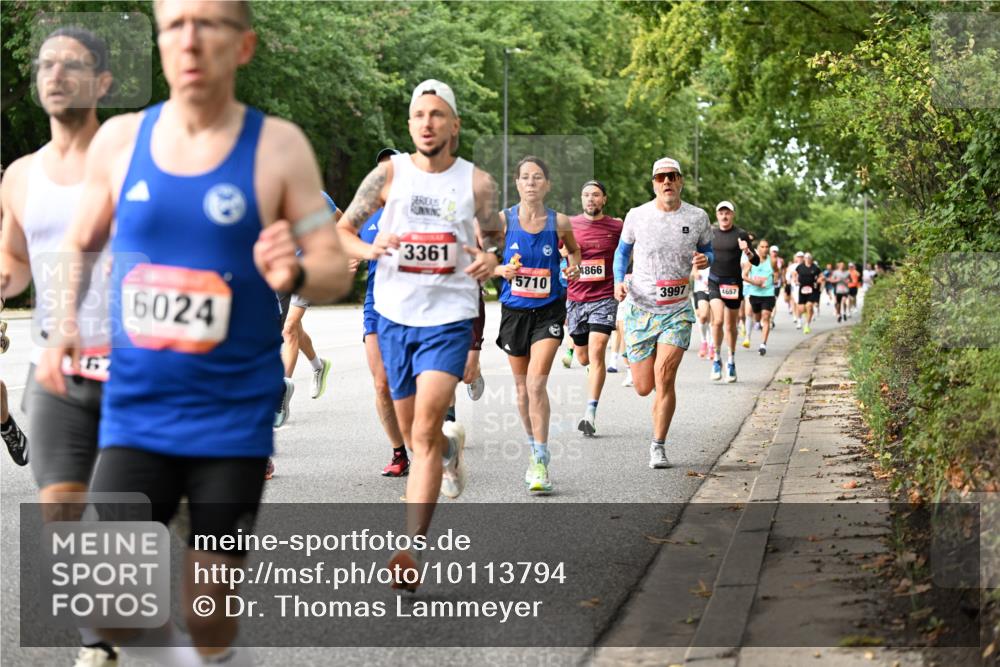 06.09.2026 - CURREX Alsterlauf Dr. Thomas Lammeyer http://msf.ph/oto/10113794 06.09.2026 09:06:01 Laufen 6024, 3361, 4866, 5710, 3997, 4657 meine-sportfotos.de