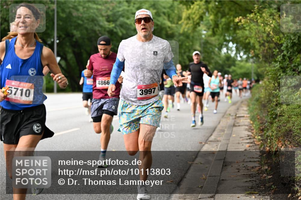 06.09.2026 - CURREX Alsterlauf Dr. Thomas Lammeyer http://msf.ph/oto/10113803 06.09.2026 09:06:03 Laufen 5710, 4866, 3997 meine-sportfotos.de