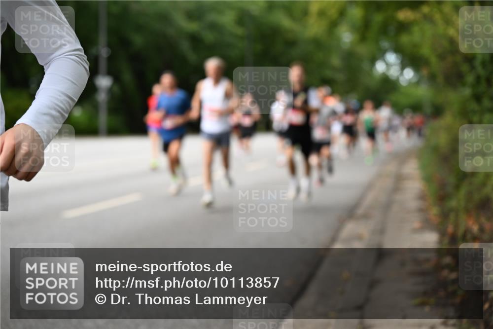 06.09.2026 - CURREX Alsterlauf Dr. Thomas Lammeyer http://msf.ph/oto/10113857 06.09.2026 09:06:12 Laufen  meine-sportfotos.de