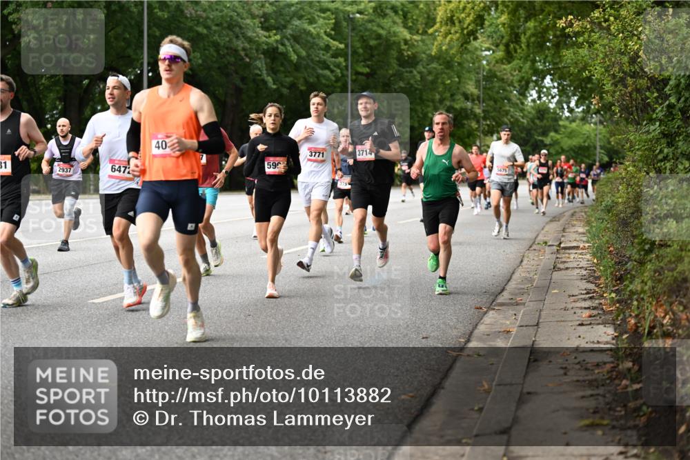 06.09.2026 - CURREX Alsterlauf Dr. Thomas Lammeyer http://msf.ph/oto/10113882 06.09.2026 09:06:16 Laufen 31, 2937, 6472, 40, 59, 3771, 3714, 375, 5675 meine-sportfotos.de