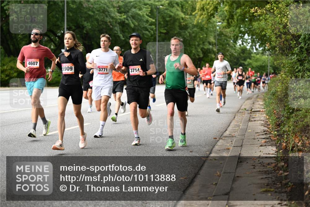 06.09.2026 - CURREX Alsterlauf Dr. Thomas Lammeyer http://msf.ph/oto/10113888 06.09.2026 09:06:16 Laufen 4607, 5909, 3771, 3714, 06, 5675 meine-sportfotos.de