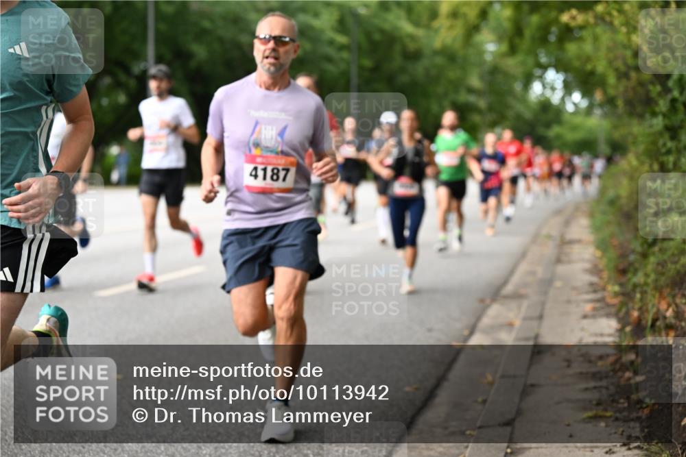 06.09.2026 - CURREX Alsterlauf Dr. Thomas Lammeyer http://msf.ph/oto/10113942 06.09.2026 09:06:25 Laufen 4187 meine-sportfotos.de
