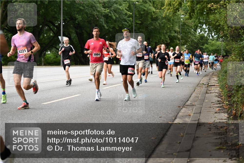 06.09.2026 - CURREX Alsterlauf Dr. Thomas Lammeyer http://msf.ph/oto/10114047 06.09.2026 09:06:40 Laufen 6221, 6102, 3994, 6109, 8249, 6450, 4016, 2498 meine-sportfotos.de