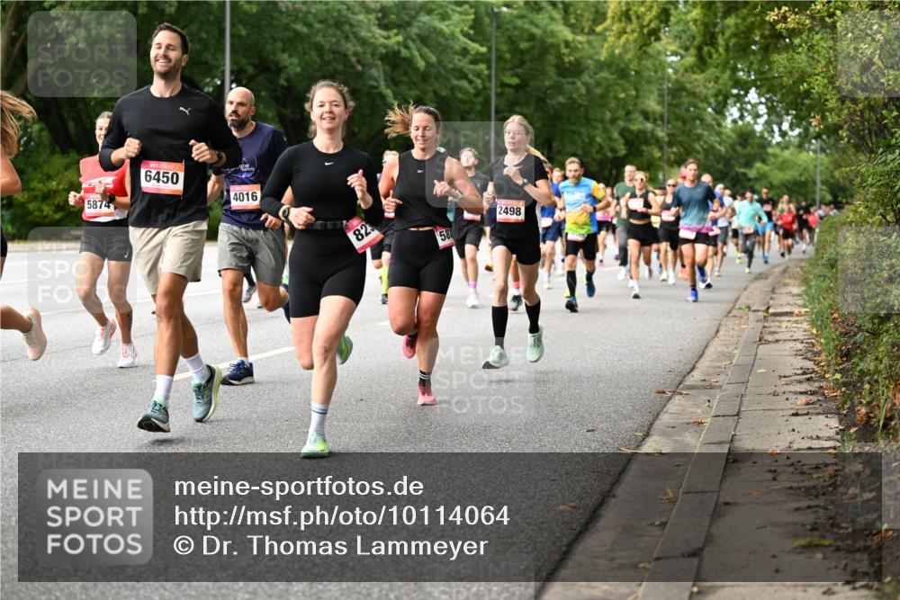 06.09.2026 - CURREX Alsterlauf Dr. Thomas Lammeyer http://msf.ph/oto/10114064 06.09.2026 09:06:42 Laufen 5874, 6450, 4016, 823, 58, 2498 meine-sportfotos.de