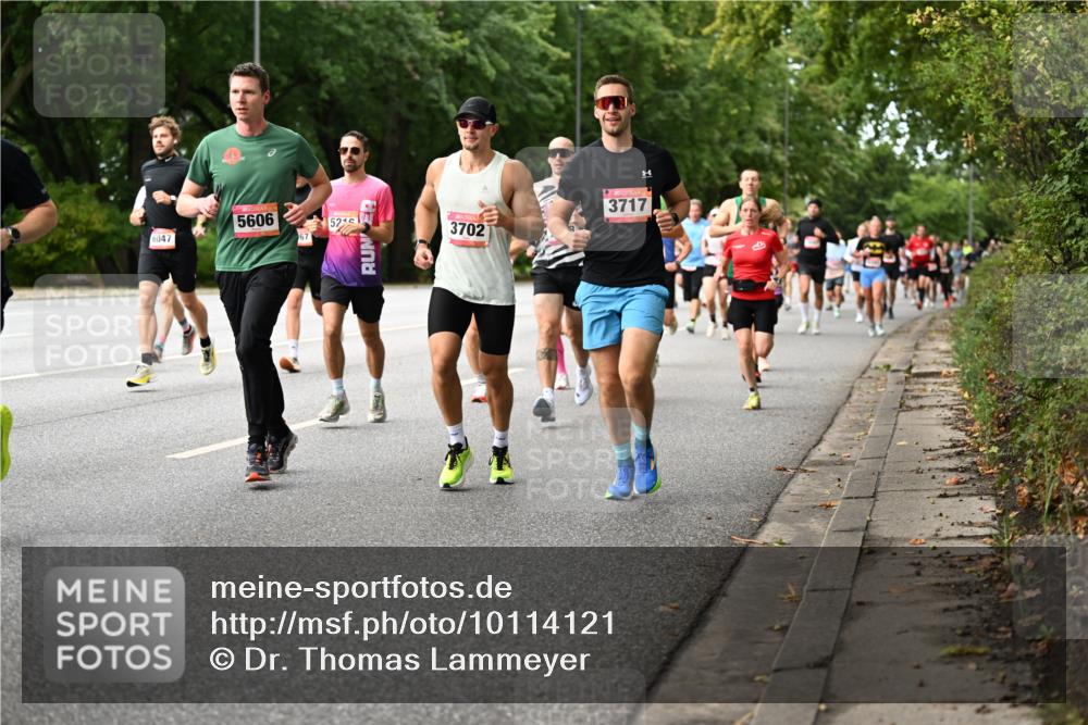 06.09.2026 - CURREX Alsterlauf Dr. Thomas Lammeyer http://msf.ph/oto/10114121 06.09.2026 09:06:51 Laufen 6047, 5606, 52, 67, 3702, 1, 3717 meine-sportfotos.de