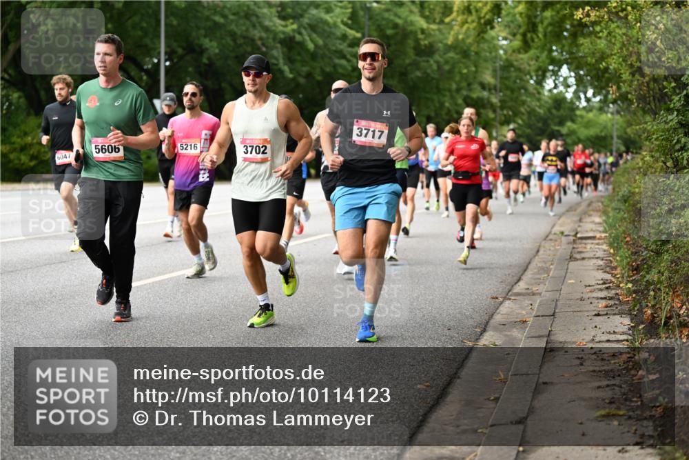 06.09.2026 - CURREX Alsterlauf Dr. Thomas Lammeyer http://msf.ph/oto/10114123 06.09.2026 09:06:52 Laufen 5606, 5216, 6047, 3702, 3717 meine-sportfotos.de