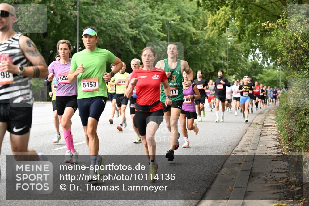 06.09.2026 - CURREX Alsterlauf Dr. Thomas Lammeyer http://msf.ph/oto/10114136 06.09.2026 09:06:53 Laufen 98, 64, 552, 5453, 3593, 5219, 11, 10 meine-sportfotos.de
