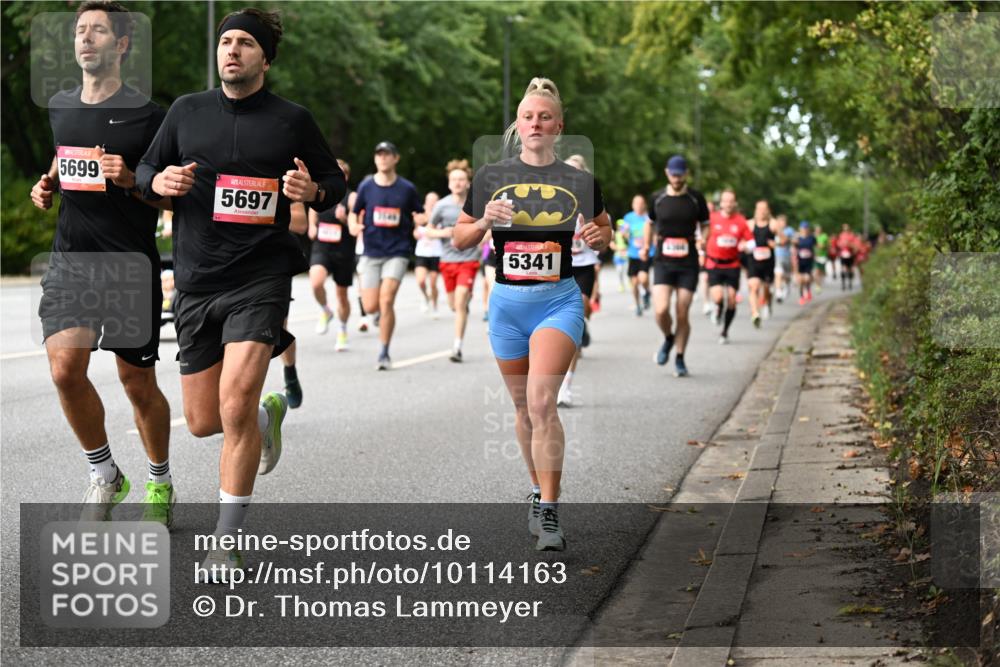06.09.2026 - CURREX Alsterlauf Dr. Thomas Lammeyer http://msf.ph/oto/10114163 06.09.2026 09:06:58 Laufen 5699, 5697, 5341 meine-sportfotos.de