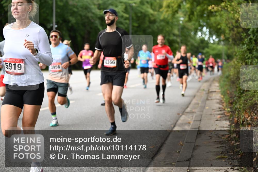 06.09.2026 - CURREX Alsterlauf Dr. Thomas Lammeyer http://msf.ph/oto/10114178 06.09.2026 09:07:00 Laufen 5919, 6366, 1956 meine-sportfotos.de