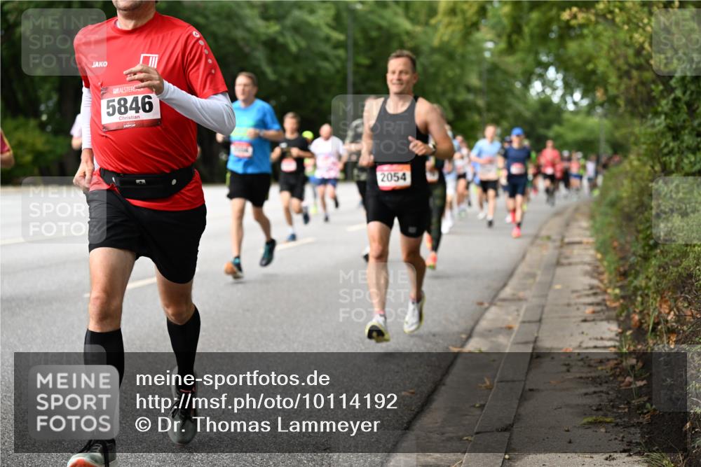 06.09.2026 - CURREX Alsterlauf Dr. Thomas Lammeyer http://msf.ph/oto/10114192 06.09.2026 09:07:02 Laufen 5846, 2054 meine-sportfotos.de