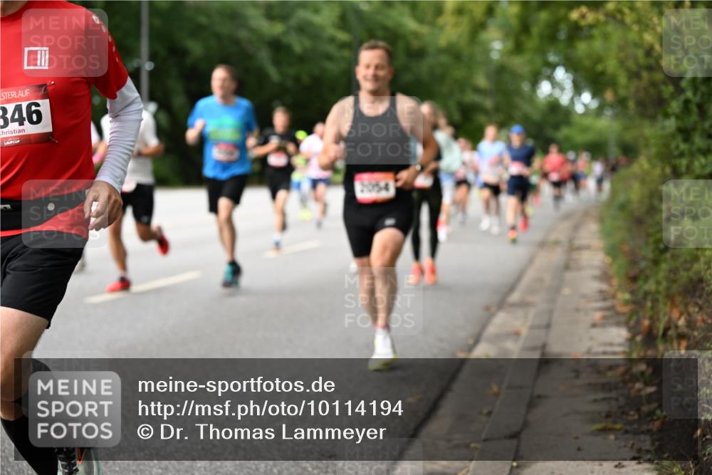 06.09.2026 - CURREX Alsterlauf Dr. Thomas Lammeyer http://msf.ph/oto/10114194 06.09.2026 09:07:03 Laufen 346, 2054 meine-sportfotos.de
