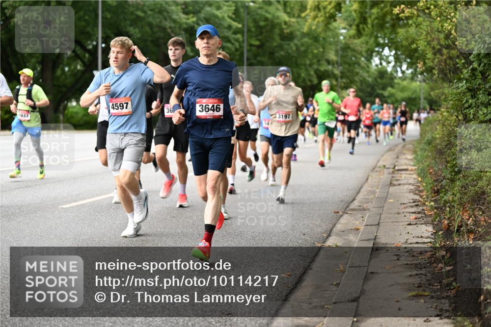 06.09.2026 - CURREX Alsterlauf Dr. Thomas Lammeyer http://msf.ph/oto/10114217 06.09.2026 09:07:06 Laufen 4597, 36, 1937, 3646, 3197 meine-sportfotos.de