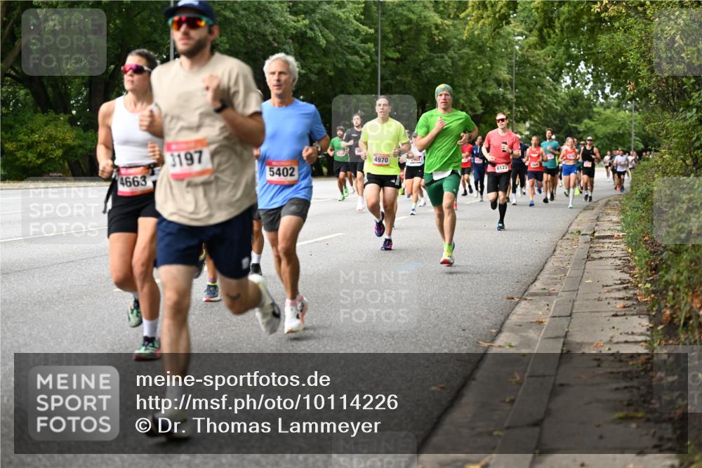 06.09.2026 - CURREX Alsterlauf Dr. Thomas Lammeyer http://msf.ph/oto/10114226 06.09.2026 09:07:08 Laufen 4663, 3197, 4970, 2953, 5402, 6123, 15175 meine-sportfotos.de