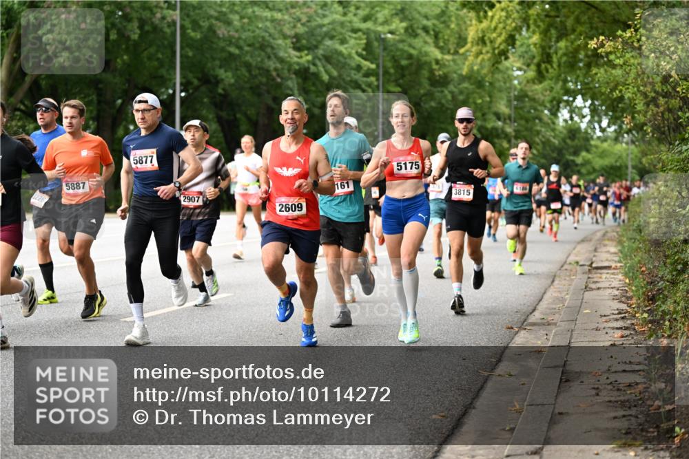 06.09.2026 - CURREX Alsterlauf Dr. Thomas Lammeyer http://msf.ph/oto/10114272 06.09.2026 09:07:15 Laufen 3226, 5887, 5877, 2907, 2609, 161, 5175, 3815, 6186 meine-sportfotos.de