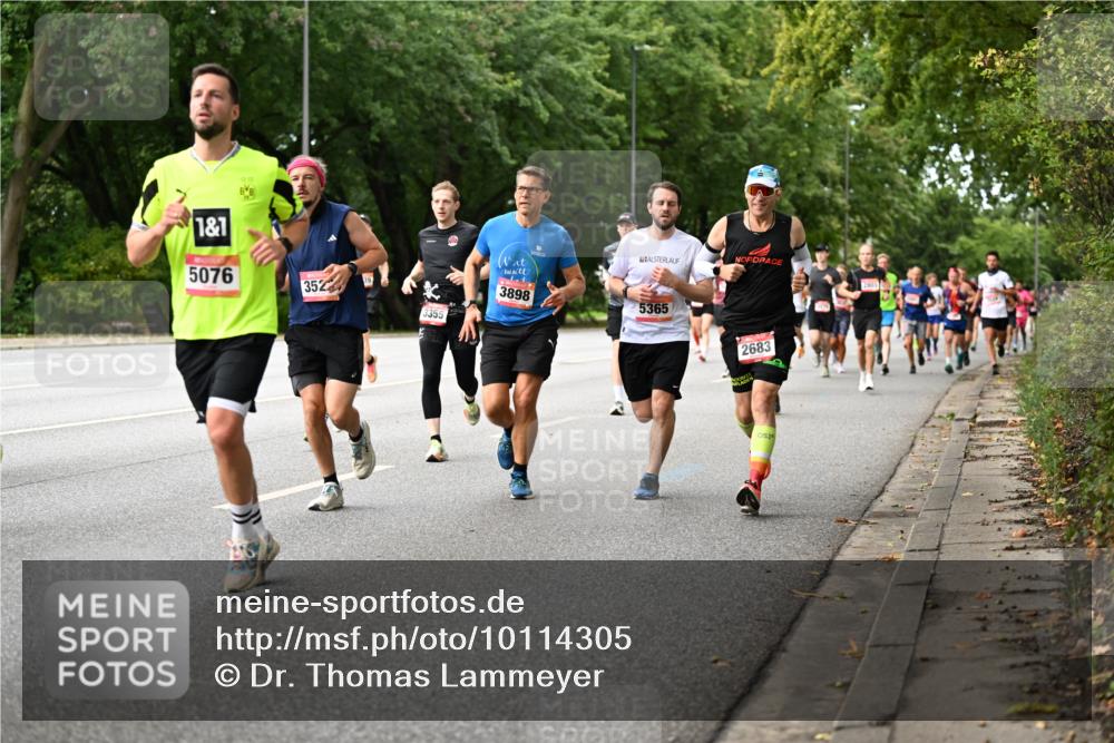 06.09.2026 - CURREX Alsterlauf Dr. Thomas Lammeyer http://msf.ph/oto/10114305 06.09.2026 09:07:20 Laufen 1, 1, 5076, 352, 3898, 3355, 5365, 2683 meine-sportfotos.de