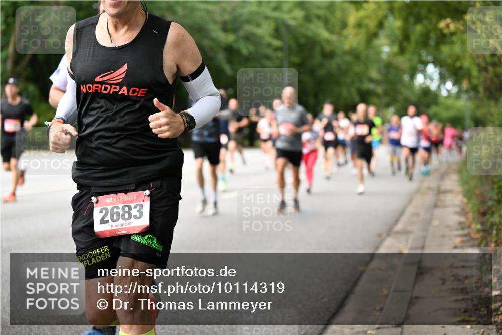 06.09.2026 - CURREX Alsterlauf Dr. Thomas Lammeyer http://msf.ph/oto/10114319 06.09.2026 09:07:22 Laufen 2683 meine-sportfotos.de