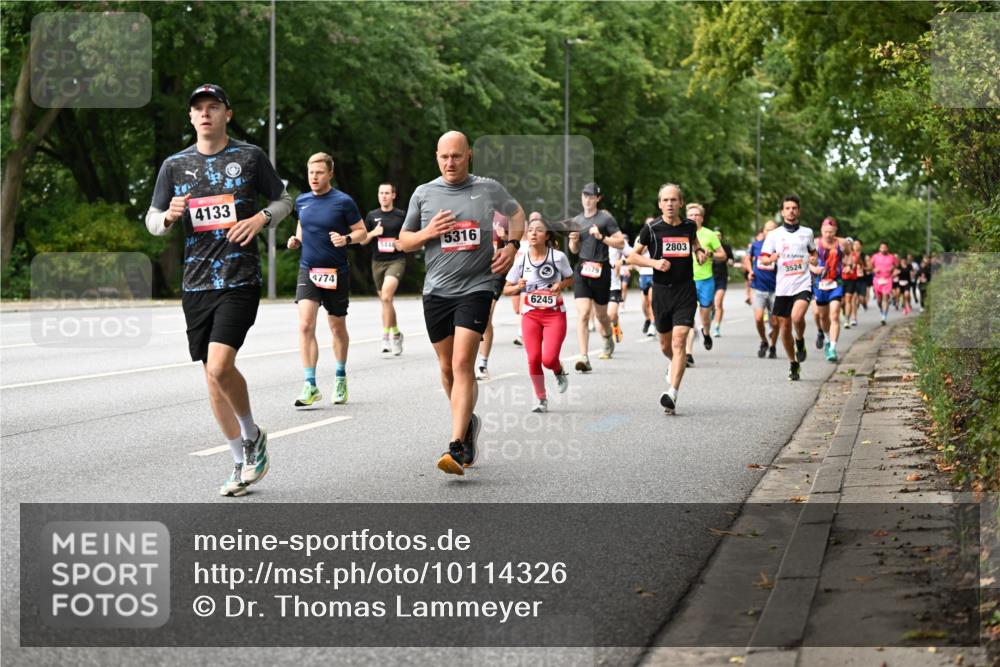 06.09.2026 - CURREX Alsterlauf Dr. Thomas Lammeyer http://msf.ph/oto/10114326 06.09.2026 09:07:23 Laufen 4133, 4774, 5316, 6245, 579, 2803, 3524 meine-sportfotos.de