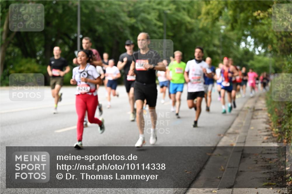 06.09.2026 - CURREX Alsterlauf Dr. Thomas Lammeyer http://msf.ph/oto/10114338 06.09.2026 09:07:25 Laufen 6245 meine-sportfotos.de