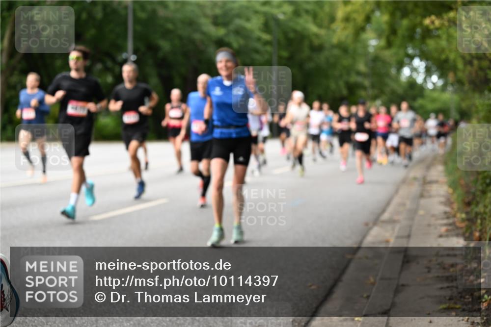 06.09.2026 - CURREX Alsterlauf Dr. Thomas Lammeyer http://msf.ph/oto/10114397 06.09.2026 09:07:33 Laufen  meine-sportfotos.de