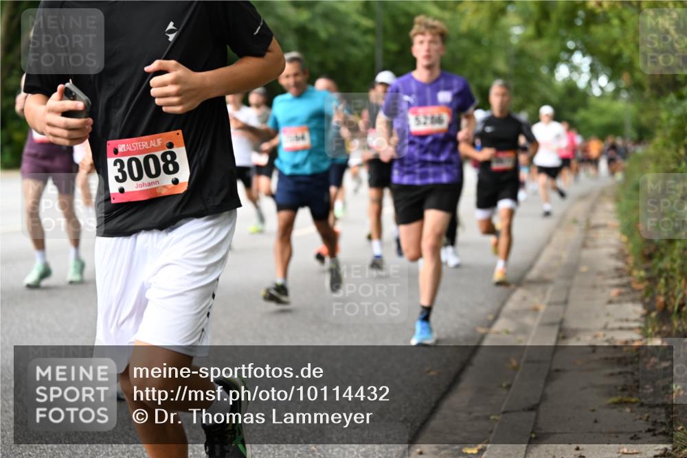 06.09.2026 - CURREX Alsterlauf Dr. Thomas Lammeyer http://msf.ph/oto/10114432 06.09.2026 09:07:40 Laufen 3008, 3206 meine-sportfotos.de