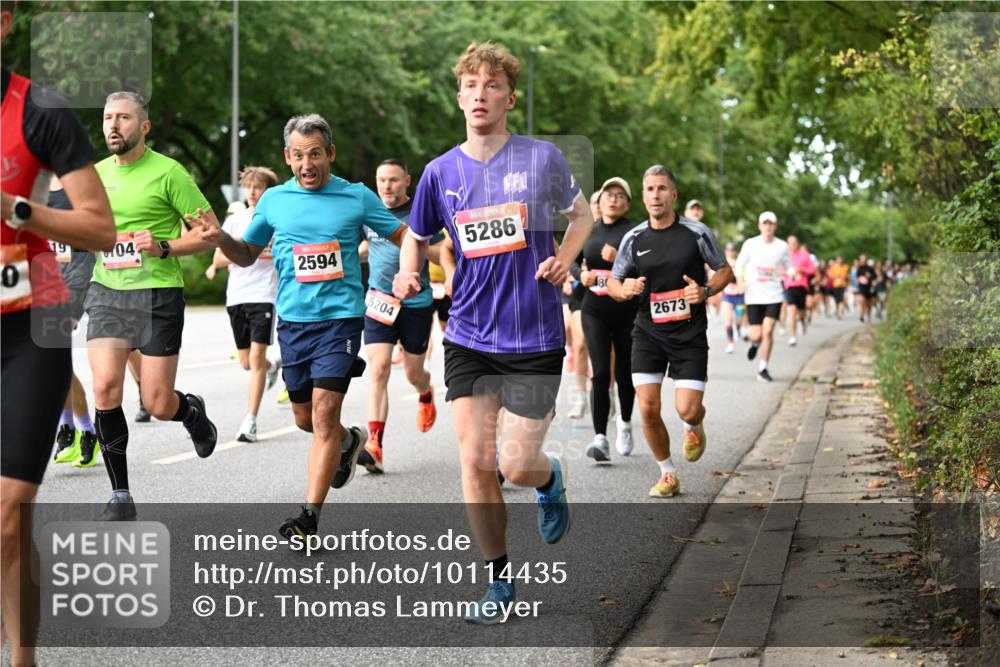 06.09.2026 - CURREX Alsterlauf Dr. Thomas Lammeyer http://msf.ph/oto/10114435 06.09.2026 09:07:41 Laufen 0, 19, 04, 2594, 5204, 5286, 180, 2673 meine-sportfotos.de