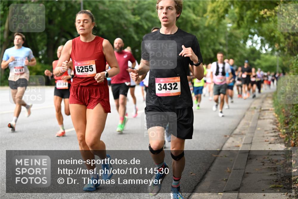 06.09.2026 - CURREX Alsterlauf Dr. Thomas Lammeyer http://msf.ph/oto/10114530 06.09.2026 09:07:56 Laufen 4834, 6255, 3432 meine-sportfotos.de