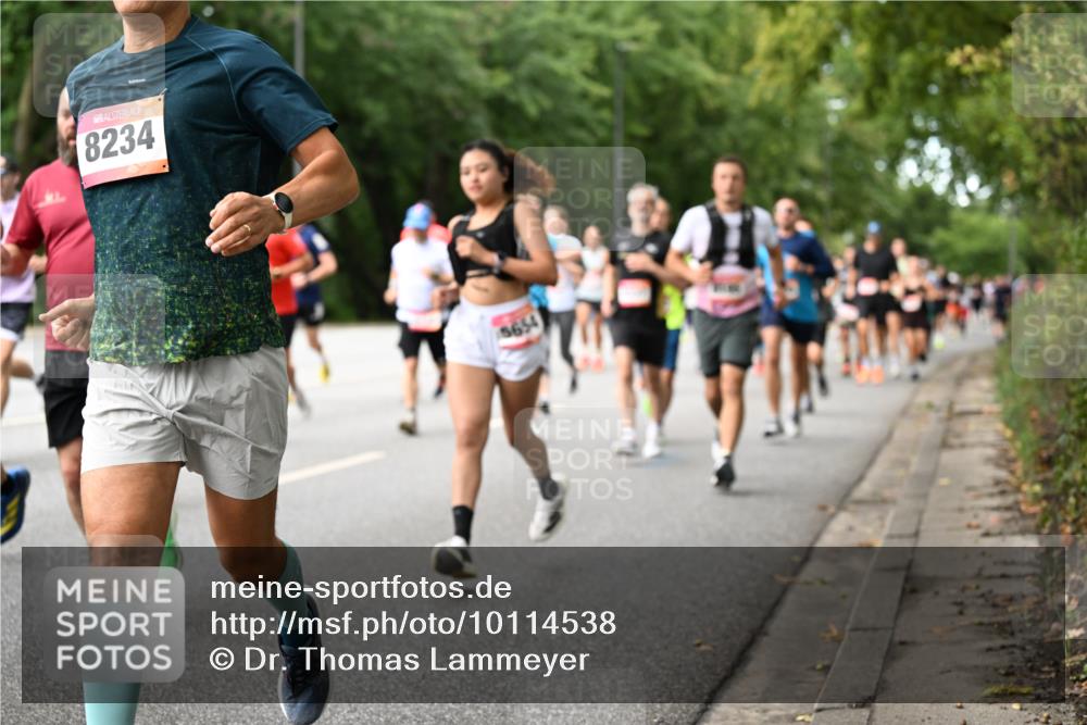 06.09.2026 - CURREX Alsterlauf Dr. Thomas Lammeyer http://msf.ph/oto/10114538 06.09.2026 09:07:57 Laufen 8234, 5654 meine-sportfotos.de