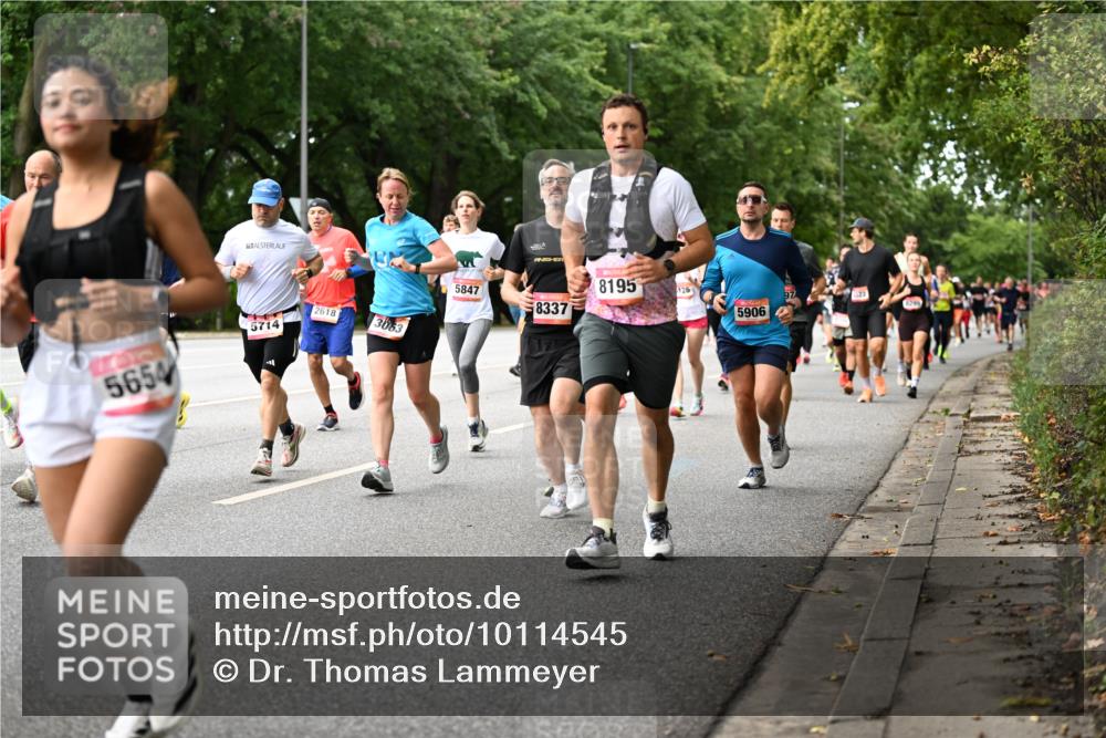 06.09.2026 - CURREX Alsterlauf Dr. Thomas Lammeyer http://msf.ph/oto/10114545 06.09.2026 09:07:58 Laufen 5654, 2618, 3063, 5714, 5847, 8337, 8195, 97, 5906 meine-sportfotos.de