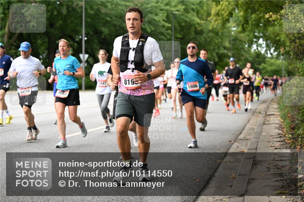 06.09.2026 - CURREX Alsterlauf Dr. Thomas Lammeyer http://msf.ph/oto/10114550 06.09.2026 09:07:59 Laufen 5714, 3063, 819, 5906 meine-sportfotos.de