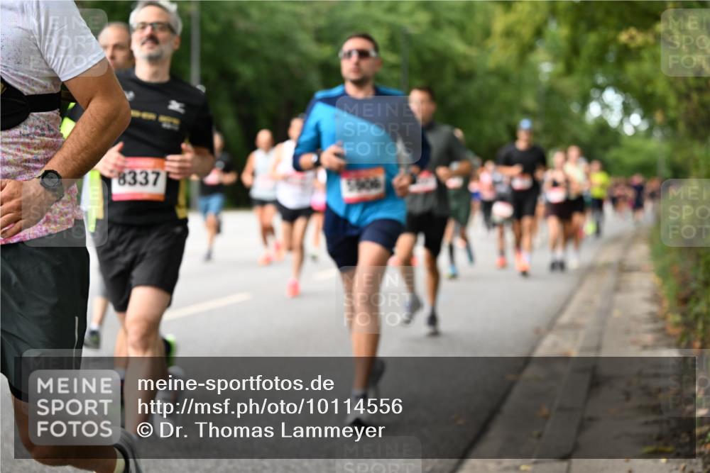 06.09.2026 - CURREX Alsterlauf Dr. Thomas Lammeyer http://msf.ph/oto/10114556 06.09.2026 09:08:00 Laufen 8337 meine-sportfotos.de
