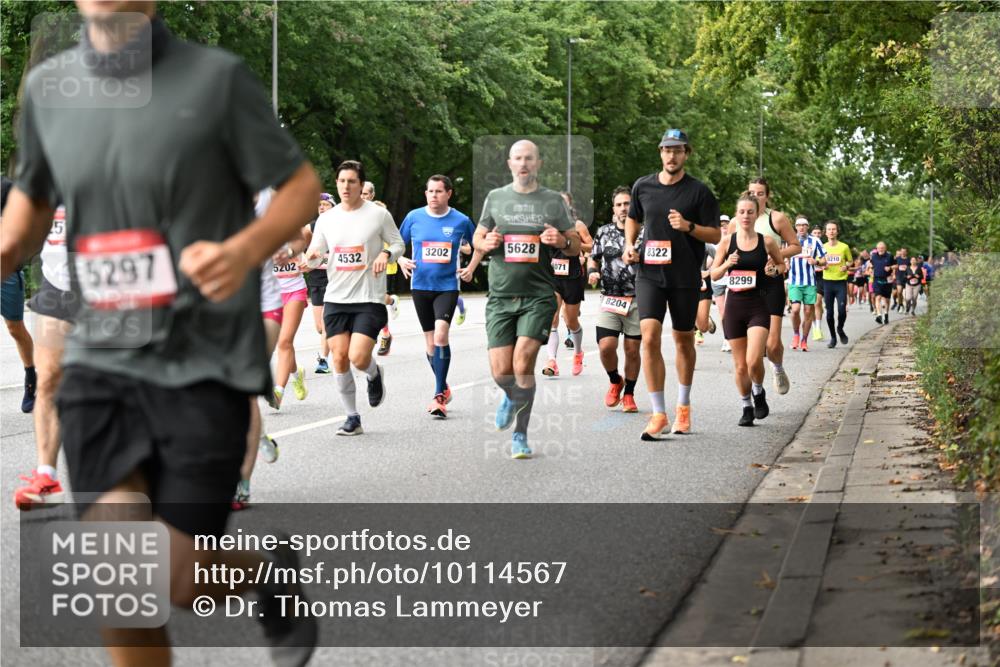 06.09.2026 - CURREX Alsterlauf Dr. Thomas Lammeyer http://msf.ph/oto/10114567 06.09.2026 09:08:01 Laufen 5, 5297, 4532, 3202, 5628, 5202, 071, 8204, 8322, 8299 meine-sportfotos.de